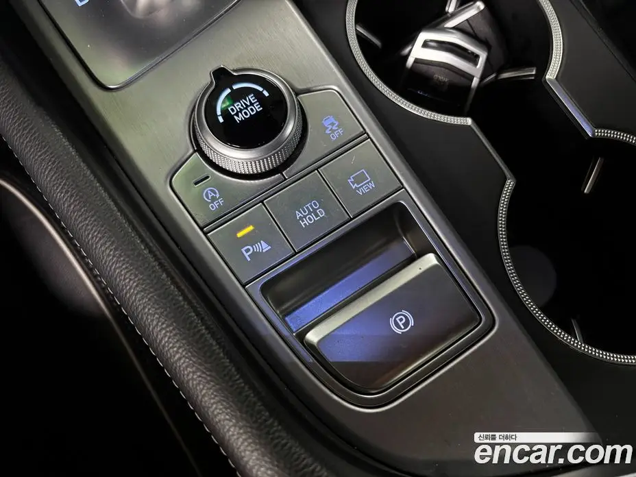 Genesis G70 2019 2.0 автомат (гидро), фото 15 Genesis G70 2019 2.0 автомат (гидро), фото 15