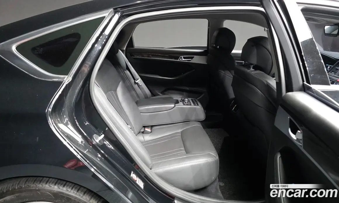 Genesis G80 2016 3.3 автомат (гидро), фото 12