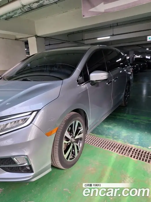 Honda Odyssey 2018 3.5 автомат (гидро), фото 11