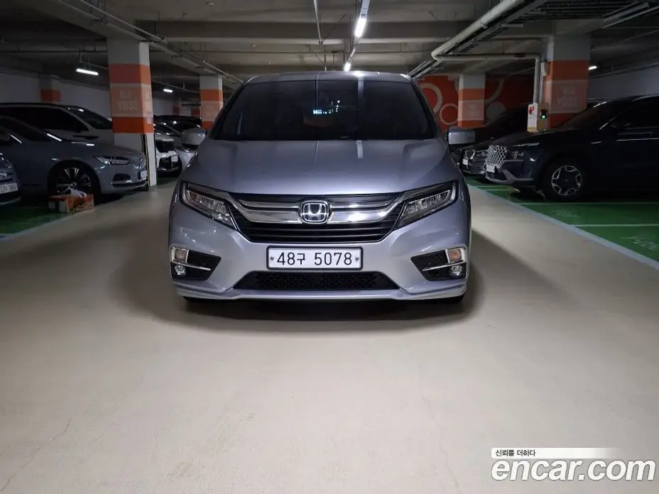 Honda Odyssey 2018 3.5 автомат (гидро), фото 3