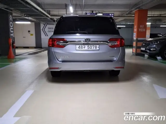 Honda Odyssey 2018 3.5 автомат (гидро), миниатюра 4