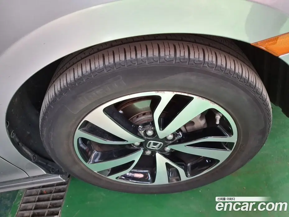 Honda Odyssey 2018 3.5 автомат (гидро), фото 5