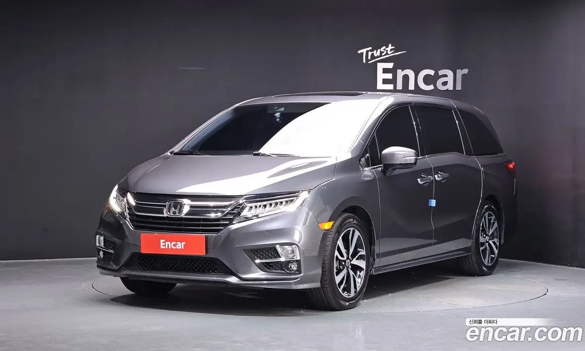 Honda Odyssey 2019 3.5 автомат (гидро), фото 1 Honda Odyssey 2019 3.5 автомат (гидро), фото 1