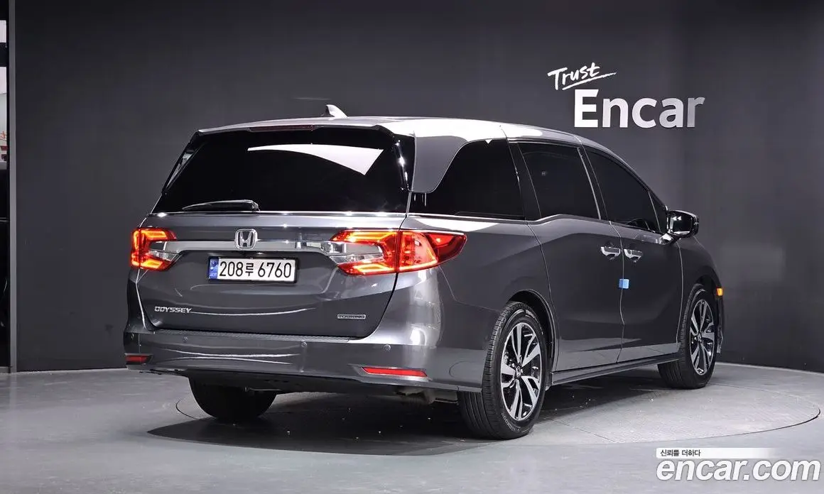 Honda Odyssey 2019 3.5 автомат (гидро), фото 2 Honda Odyssey 2019 3.5 автомат (гидро), фото 2