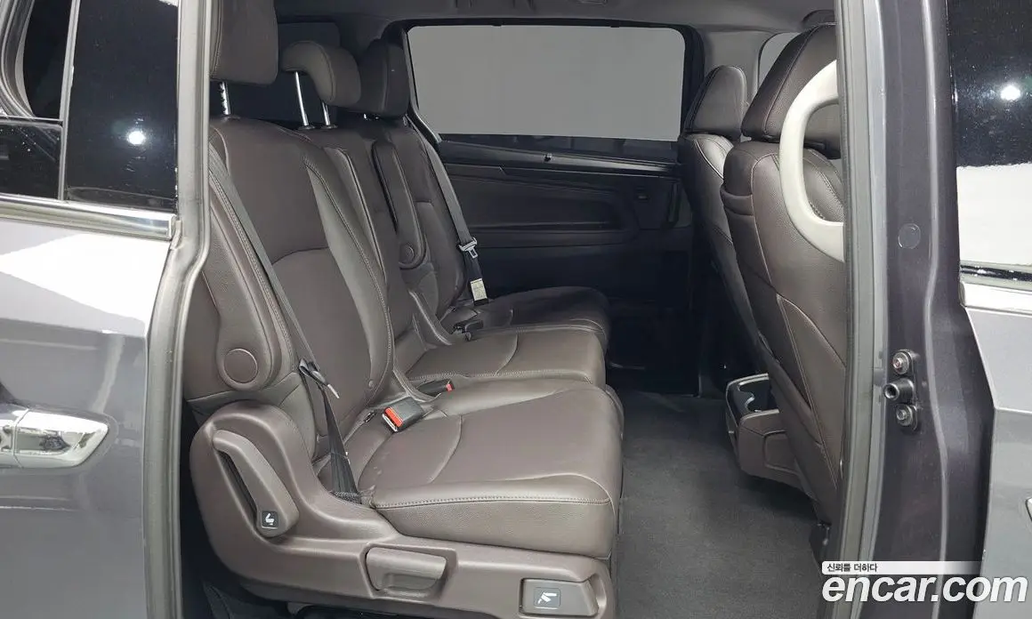 Honda Odyssey 2019 3.5 автомат (гидро), фото 11 Honda Odyssey 2019 3.5 автомат (гидро), фото 11