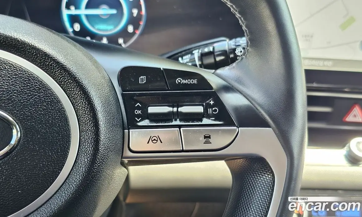 Hyundai Avante 2023 1.6 автомат (гидро), фото 15
