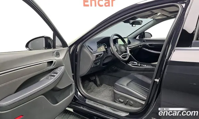 Hyundai Sonata 2023 2.0 автомат (гидро), миниатюра 10 Hyundai Sonata 2023 2.0 автомат (гидро), миниатюра 10