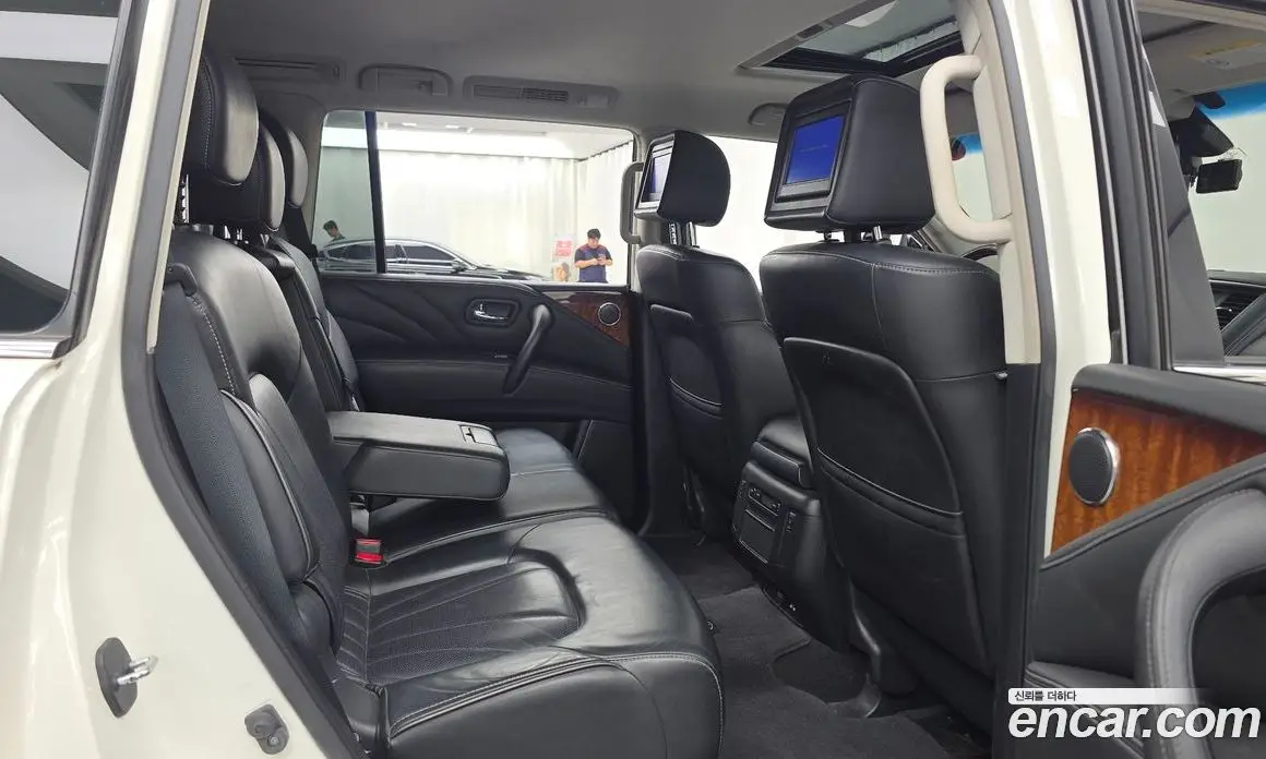 Infiniti QX80 2016 5.6 автомат (гидро), фото 12