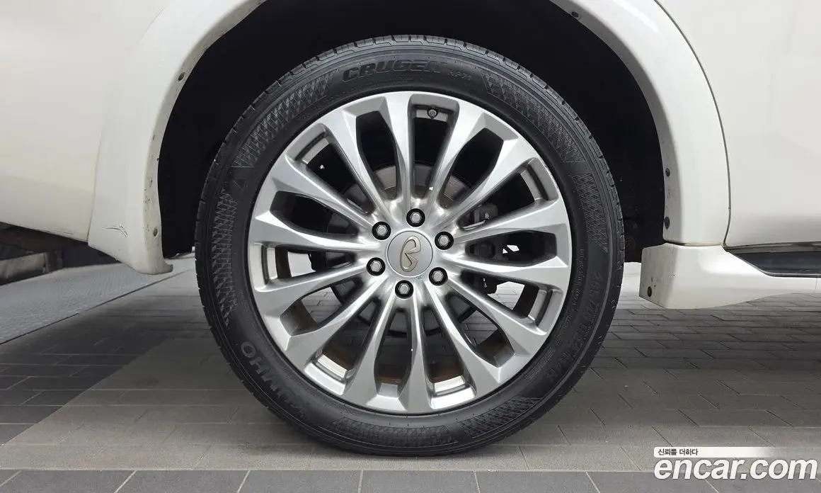 Infiniti QX80 2016 5.6 автомат (гидро), фото 5