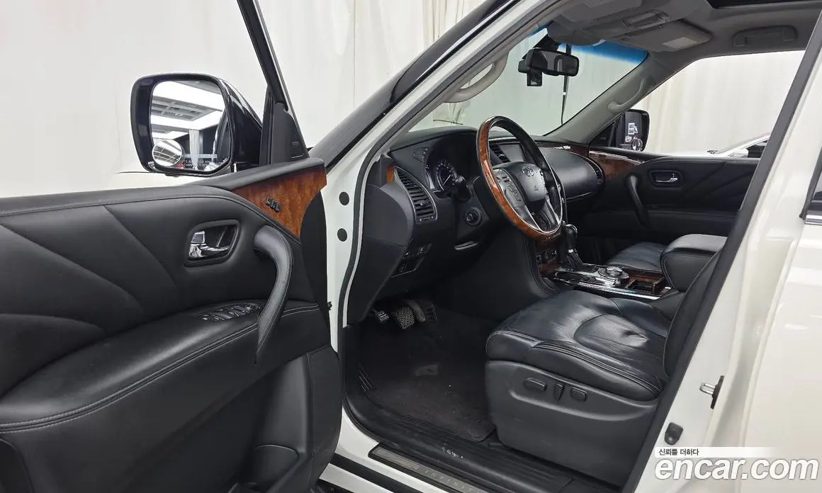 Infiniti QX80 2016 5.6 автомат (гидро), фото 10
