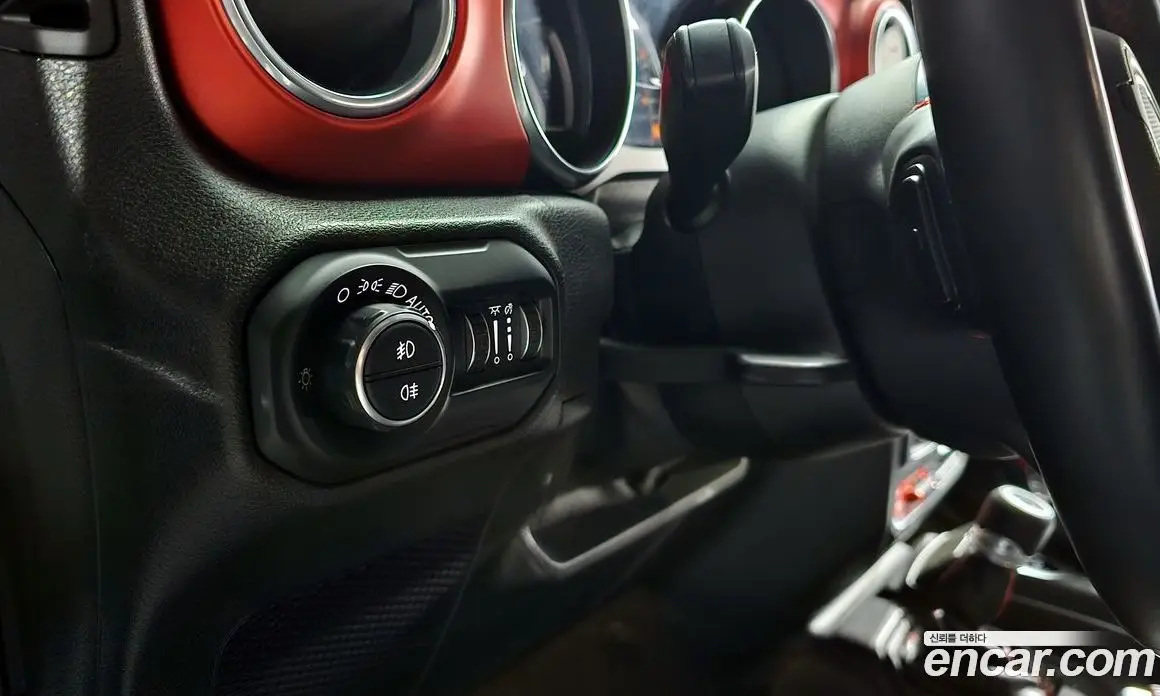 Jeep Wrangler 2018 2.0 автомат (гидро), фото 13