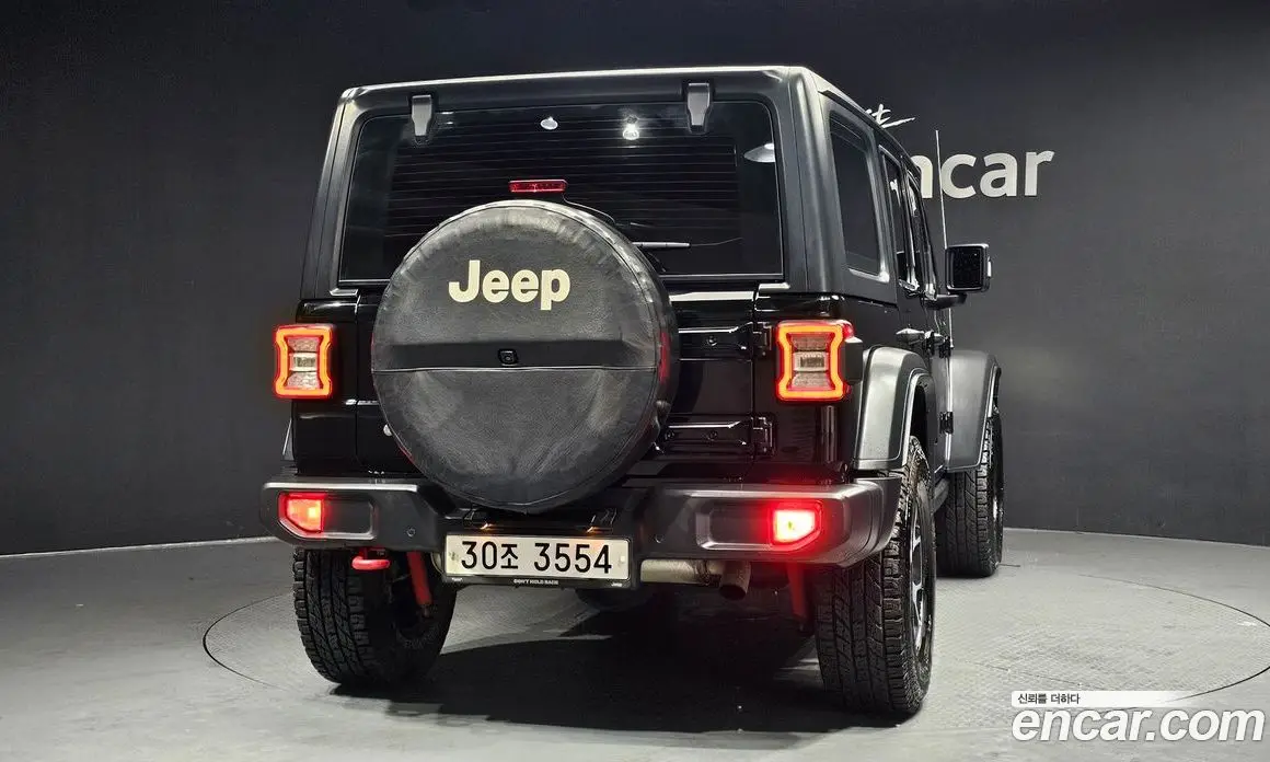Jeep Wrangler 2018 2.0 автомат (гидро), фото 4