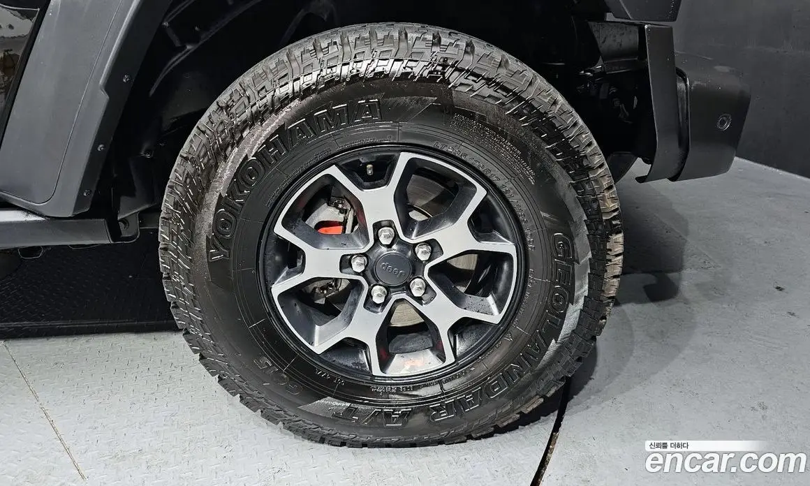 Jeep Wrangler 2018 2.0 автомат (гидро), фото 5