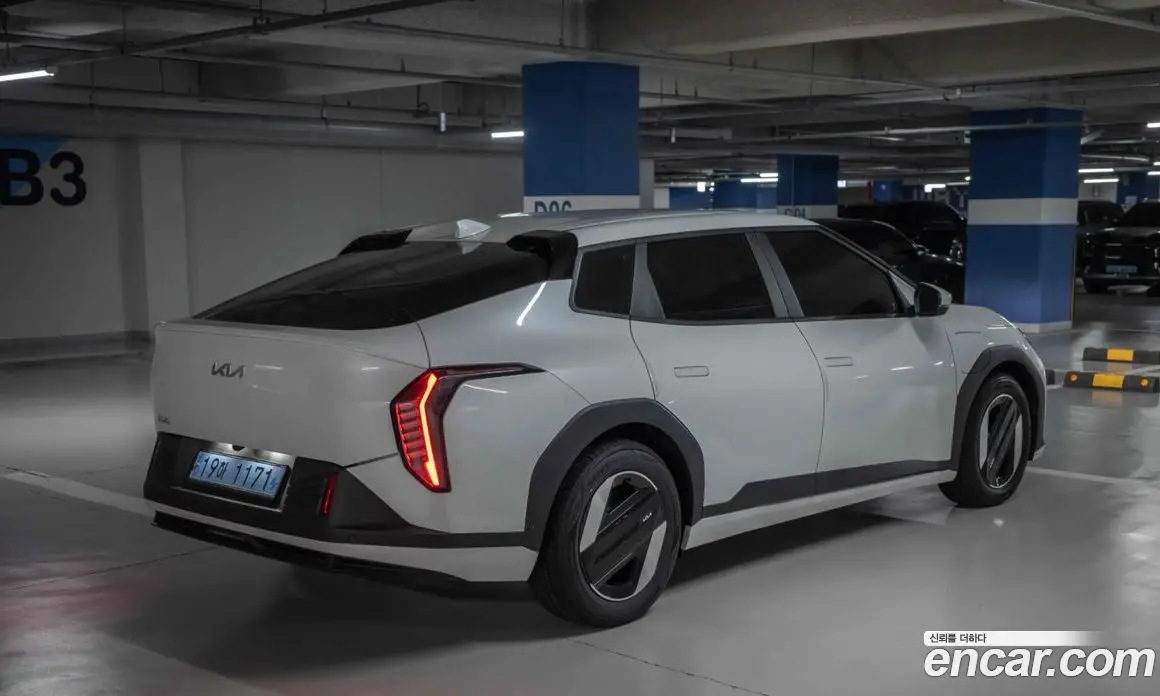 Kia EV4 2026 автомат (гидро), фото 2 Kia EV4 2026 автомат (гидро), фото 2