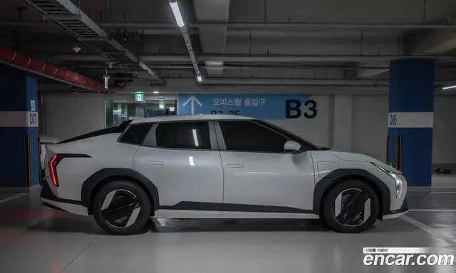 Kia EV4 2026 автомат (гидро), миниатюра 11 Kia EV4 2026 автомат (гидро), миниатюра 11