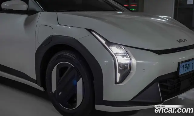 Kia EV4 2026 автомат (гидро), миниатюра 9 Kia EV4 2026 автомат (гидро), миниатюра 9