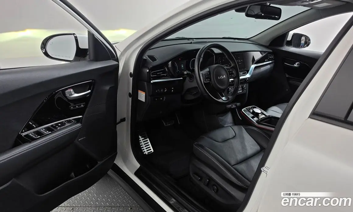 Kia Niro 2021 0.2 автомат (гидро), фото 10 Kia Niro 2021 0.2 автомат (гидро), фото 10