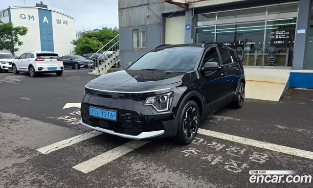 Kia Niro, 2023, 19 042 км