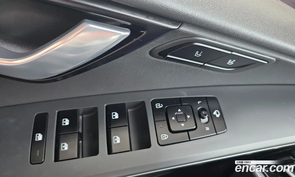 Kia Niro 2023 0.4 автомат (гидро), фото 16 Kia Niro 2023 0.4 автомат (гидро), фото 16