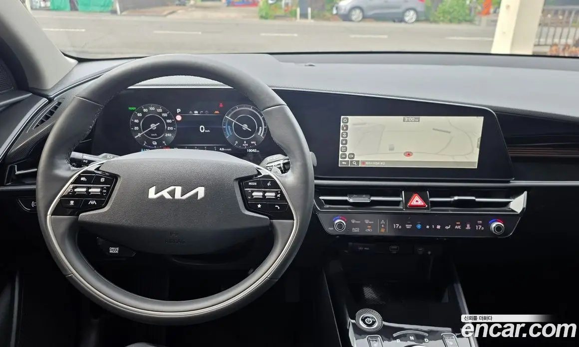 Kia Niro 2023 0.4 автомат (гидро), фото 9 Kia Niro 2023 0.4 автомат (гидро), фото 9