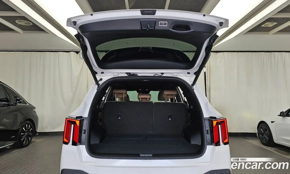 Kia Sorento 2025 2.5 автомат (гидро), фото 20 Kia Sorento 2025 2.5 автомат (гидро), фото 20