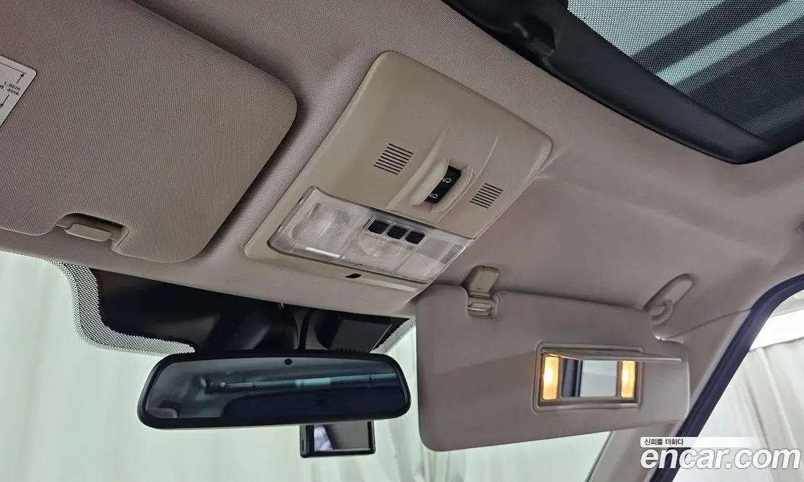 Land Rover Discovery 2015 3.0 автомат (гидро), фото 17 Land Rover Discovery 2015 3.0 автомат (гидро), фото 17