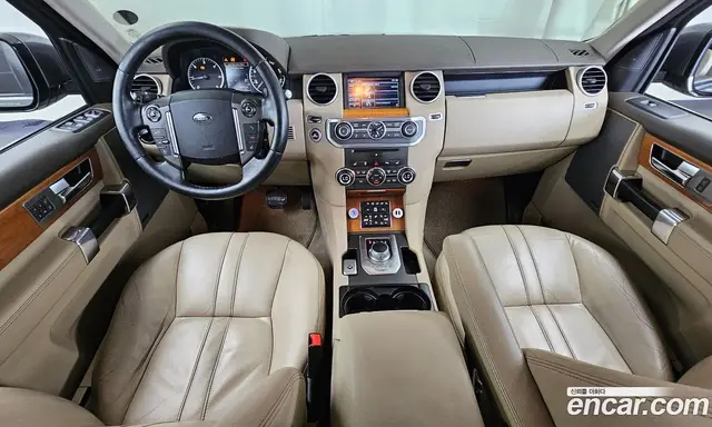Land Rover Discovery 2015 3.0 автомат (гидро), миниатюра 7 Land Rover Discovery 2015 3.0 автомат (гидро), миниатюра 7