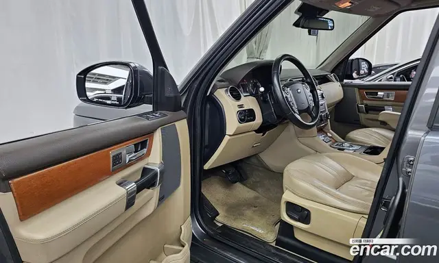 Land Rover Discovery 2015 3.0 автомат (гидро), миниатюра 10 Land Rover Discovery 2015 3.0 автомат (гидро), миниатюра 10