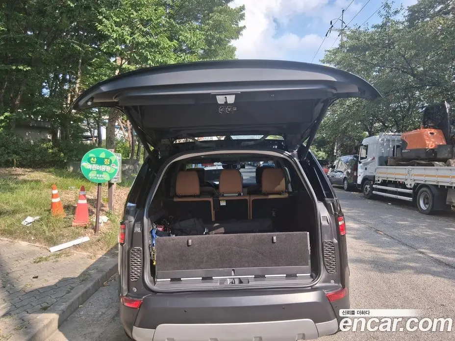Land Rover Discovery 2018 3.0 автомат (гидро), фото 15 Land Rover Discovery 2018 3.0 автомат (гидро), фото 15