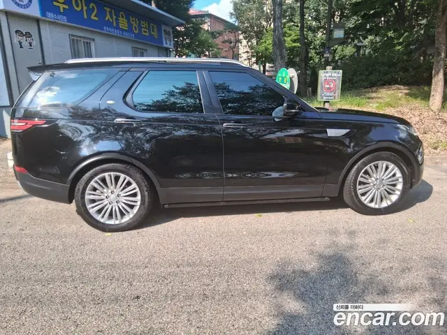 Land Rover Discovery 2018 3.0 автомат (гидро), миниатюра 4 Land Rover Discovery 2018 3.0 автомат (гидро), миниатюра 4