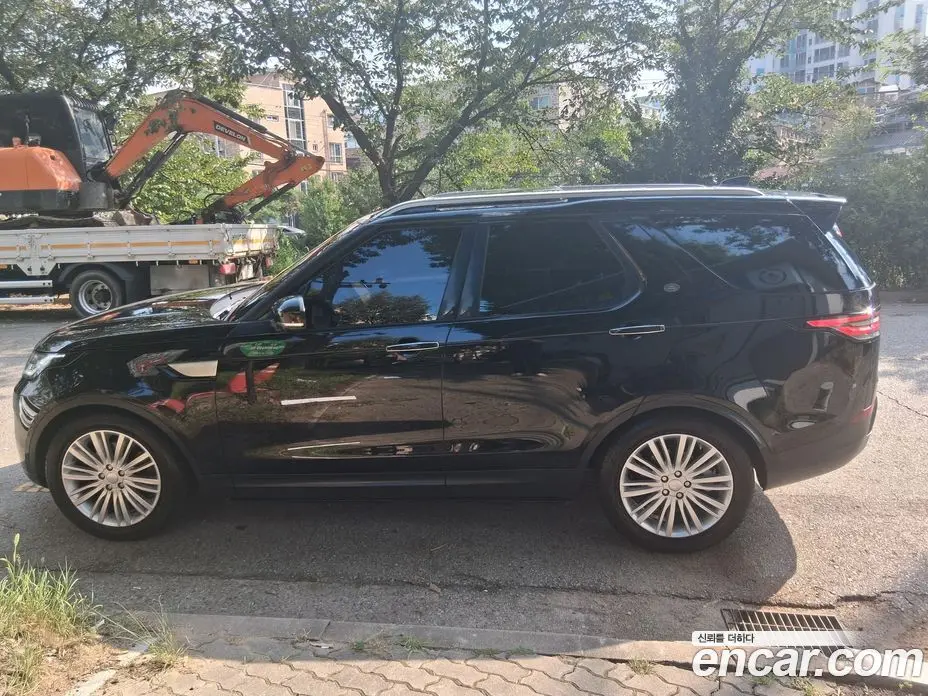 Land Rover Discovery 2018 3.0 автомат (гидро), фото 6 Land Rover Discovery 2018 3.0 автомат (гидро), фото 6