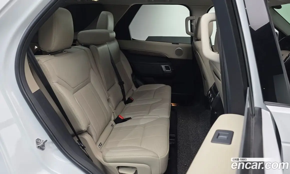 Land Rover Discovery 2019 3.0 автомат (гидро), фото 12