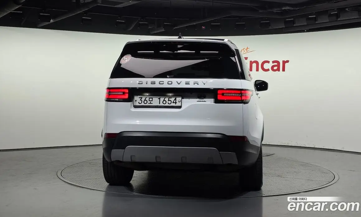 Land Rover Discovery 2019 3.0 автомат (гидро), фото 4