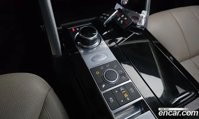 Land Rover Discovery 2019 3.0 автомат (гидро), миниатюра 9