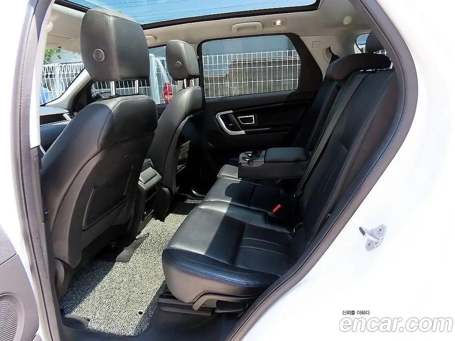 Land Rover Discovery Sport 2017 2.0 автомат (гидро), фото 6 Land Rover Discovery Sport 2017 2.0 автомат (гидро), фото 6