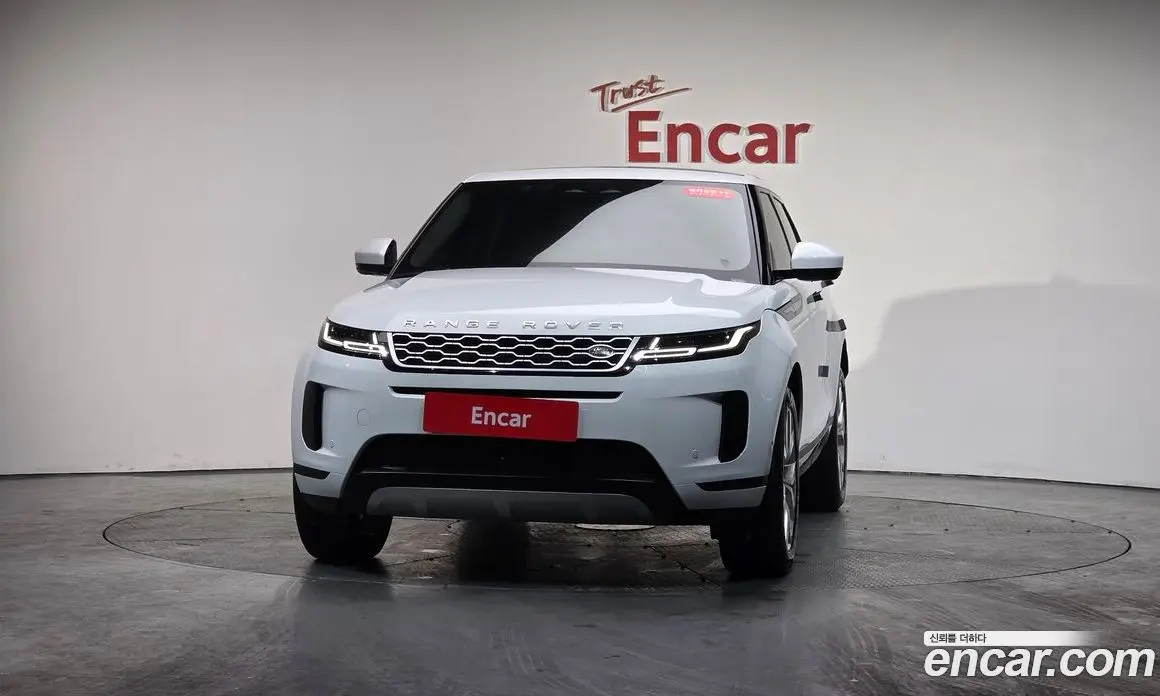 Land Rover Range Rover Evoque 2021 2.0 автомат (гидро), фото 2 Land Rover Range Rover Evoque 2021 2.0 автомат (гидро), фото 2