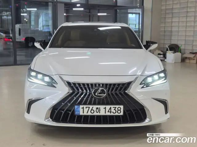 Lexus ES, 2022, 69 412 км