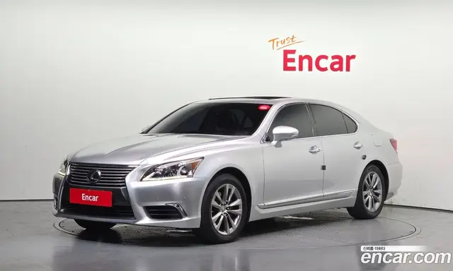 Lexus LS, 2016, 123 149 км