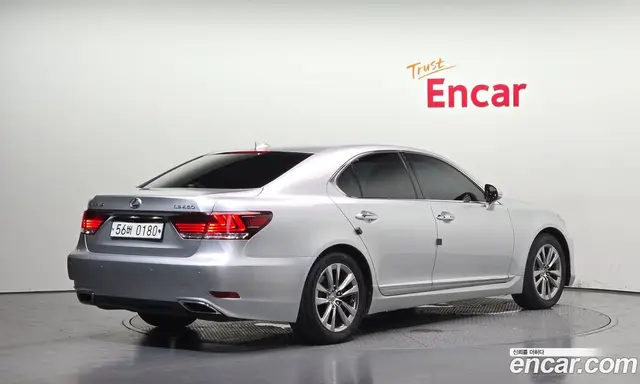 Lexus LS 2016 4.6 автомат (гидро), миниатюра 2
