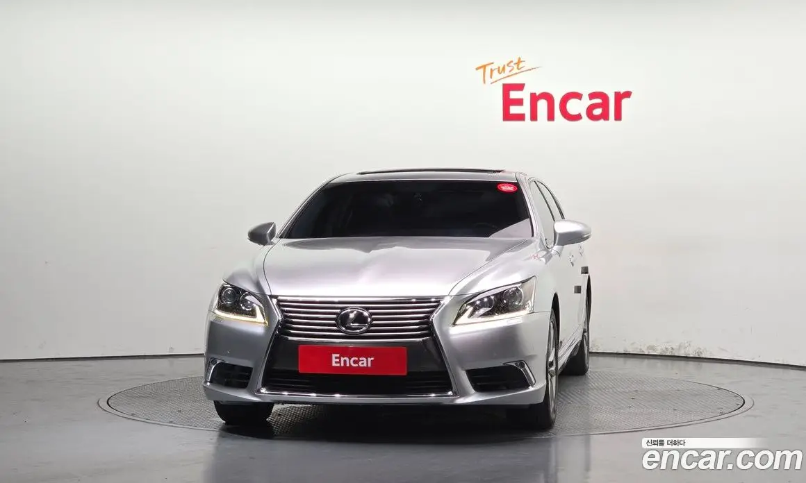 Lexus LS 2016 4.6 автомат (гидро), фото 3