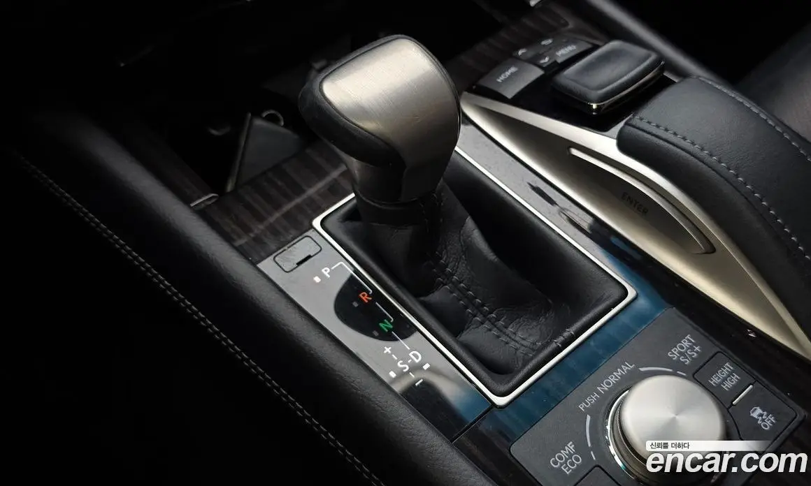 Lexus LS 2016 4.6 автомат (гидро), фото 9