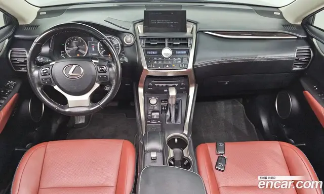 Lexus NX 2017 2.0 автомат (гидро), миниатюра 7