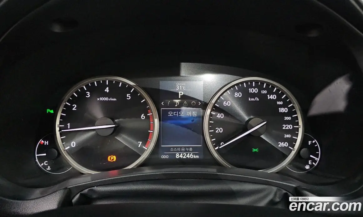 Lexus NX 2017 2.0 автомат (гидро), фото 8