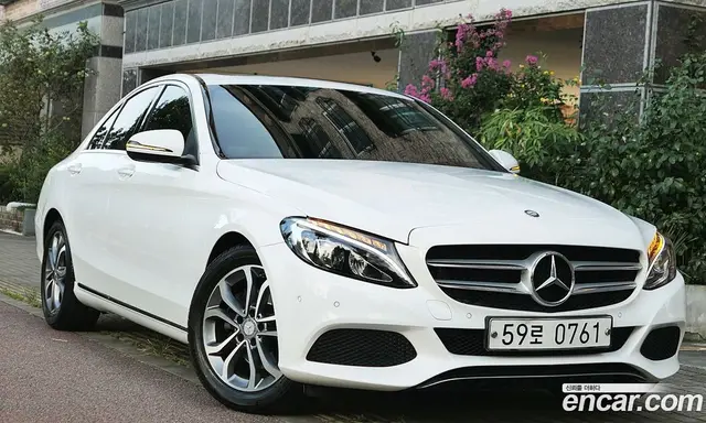 Mercedes-Benz C-Class 2016 2.1 автомат (гидро), миниатюра 2 Mercedes-Benz C-Class 2016 2.1 автомат (гидро), миниатюра 2