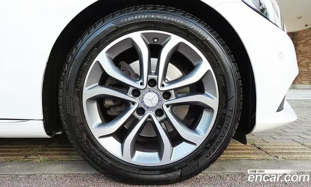 Mercedes-Benz C-Class 2016 2.1 автомат (гидро), миниатюра 5 Mercedes-Benz C-Class 2016 2.1 автомат (гидро), миниатюра 5