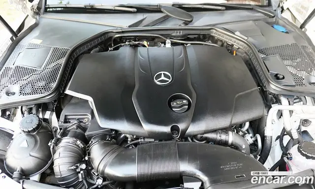 Mercedes-Benz C-Class 2016 2.1 автомат (гидро), миниатюра 6 Mercedes-Benz C-Class 2016 2.1 автомат (гидро), миниатюра 6