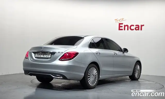 Mercedes-Benz C-Class 2017 2.1 автомат (гидро), миниатюра 2 Mercedes-Benz C-Class 2017 2.1 автомат (гидро), миниатюра 2