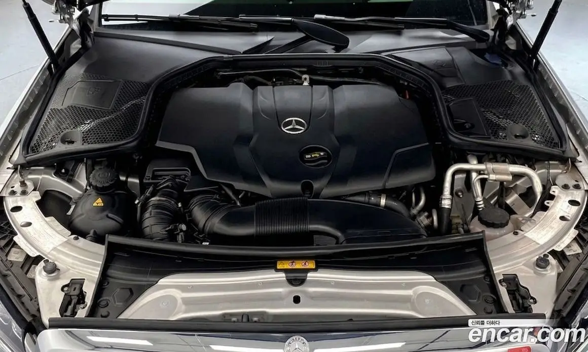 Mercedes-Benz C-Class 2017 2.1 автомат (гидро), фото 6 Mercedes-Benz C-Class 2017 2.1 автомат (гидро), фото 6