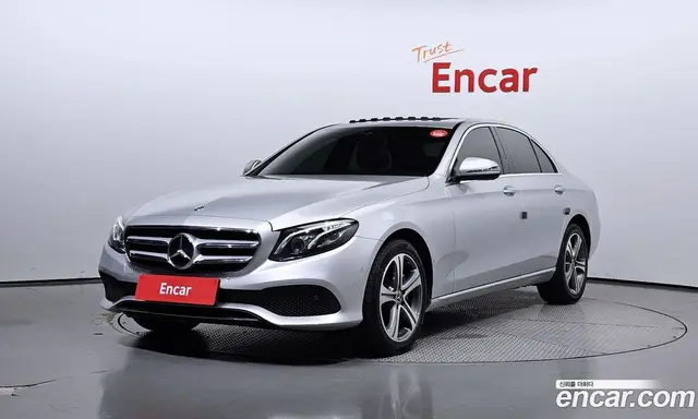 Mercedes-Benz E-Class, 2019, 49 340 км