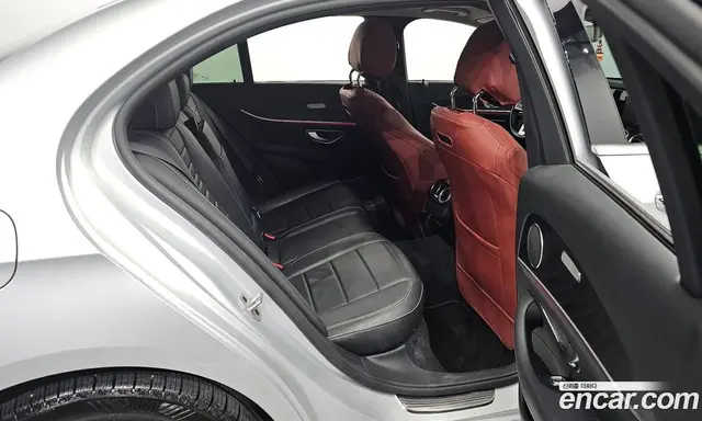 Mercedes-Benz E-Class 2019 1.9 автомат (гидро), миниатюра 12